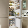 холодильник в гарнитуре